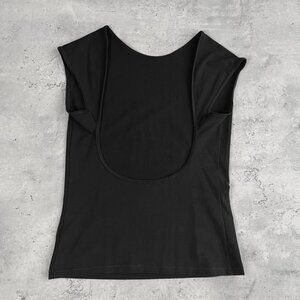 Aritzia TNA Hold-it backless t-shirt